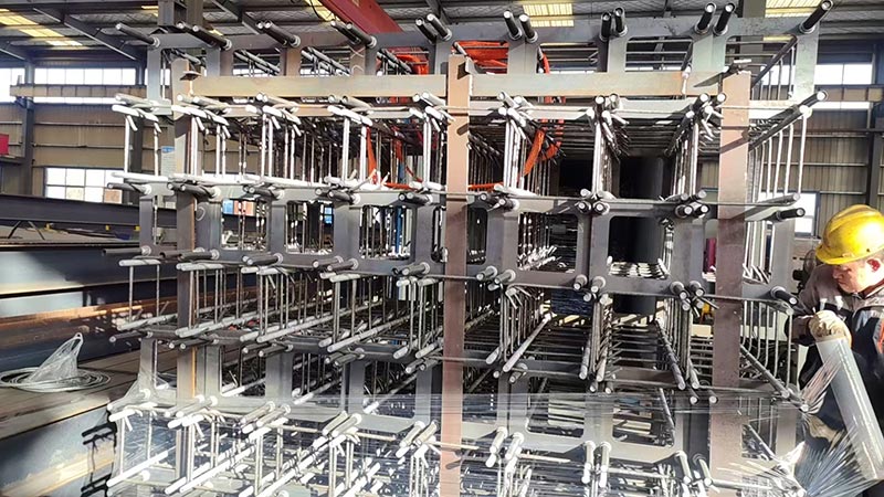 Qingdao Liweiyuan cung cấp bu lông neo cường độ cao cho trang trại gà New Zealand